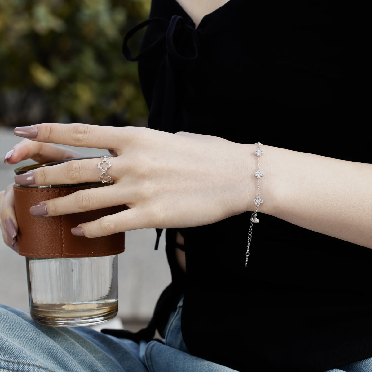 [GALE]Four-Leaf Clover Hollow Butterfly Bracelet