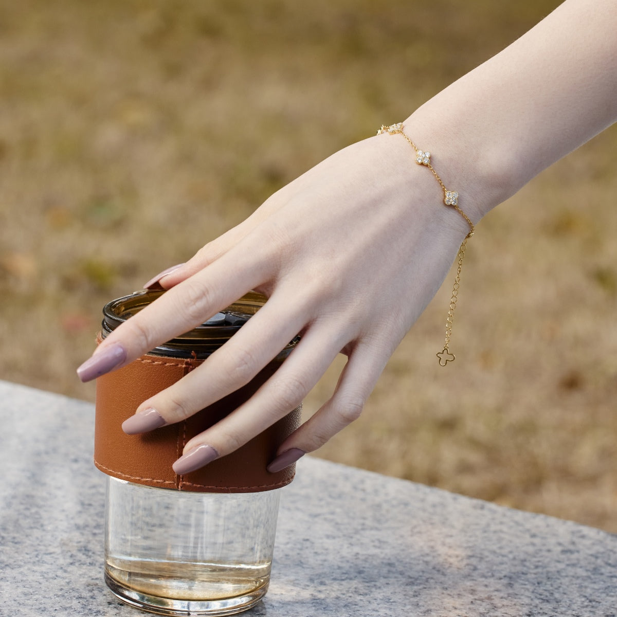 [GALE]Four-Leaf Clover Hollow Butterfly Bracelet