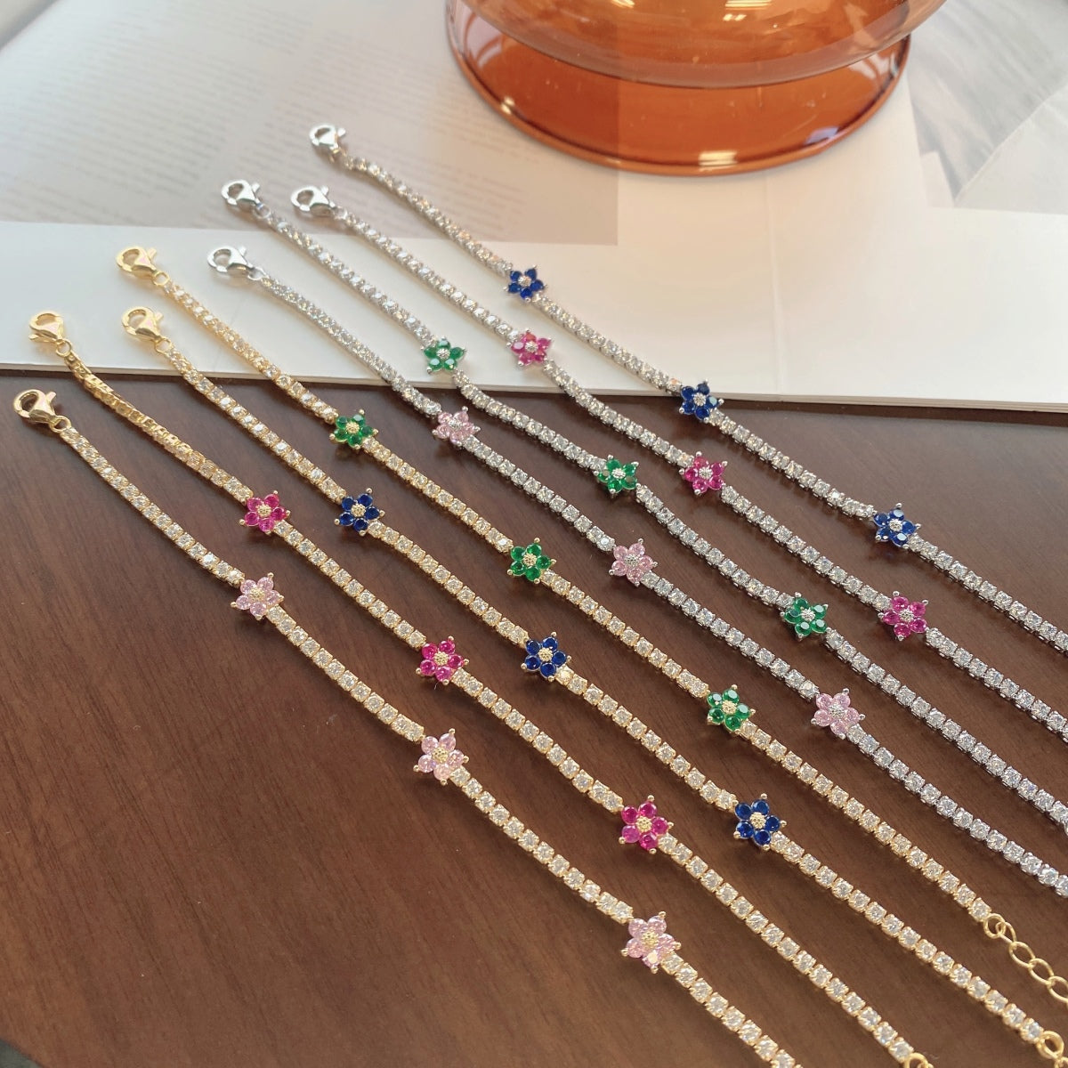 [GALE]Sparkling Flower Shape Tennis Bracelet