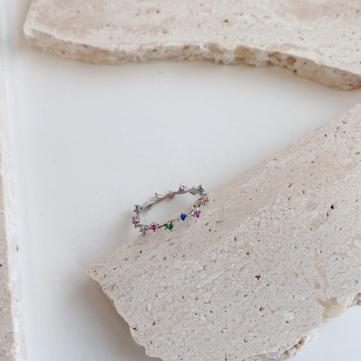 [GALE]Radiant Colorful Round Cut Daily Ring