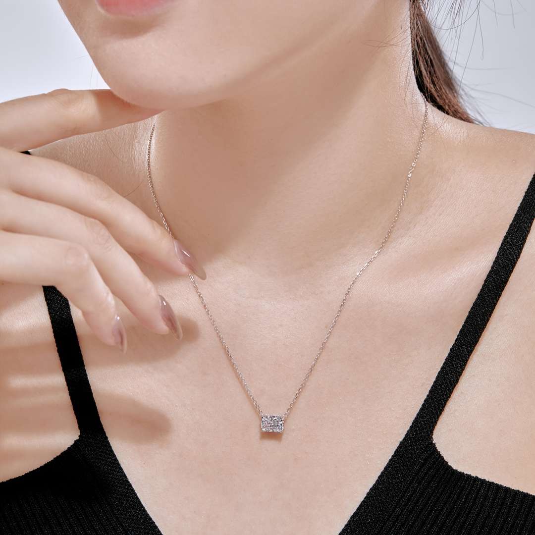 [GALE]Luxurious Square Shape Colorful Necalack