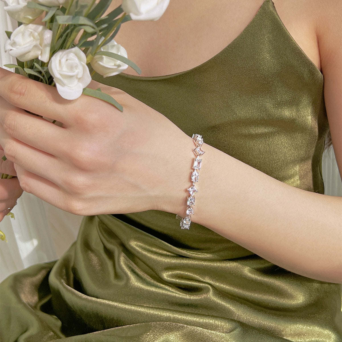 [GALE]Unique Exquisite Multi Cut Daily Bracelet