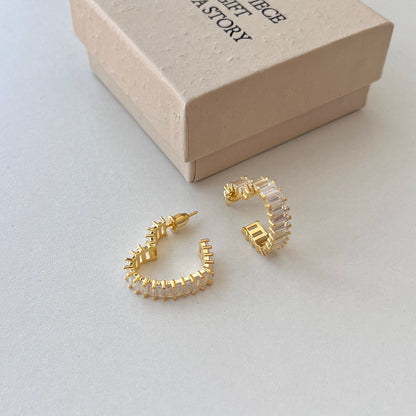 [GALE]Radiant Heart Cutout Earrings