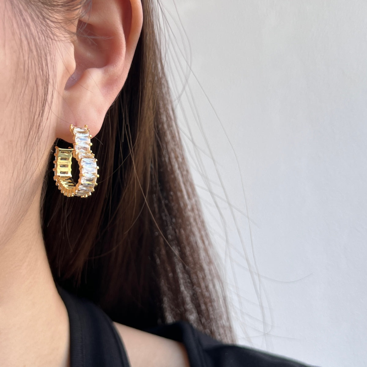 [GALE]Radiant Heart Cutout Earrings