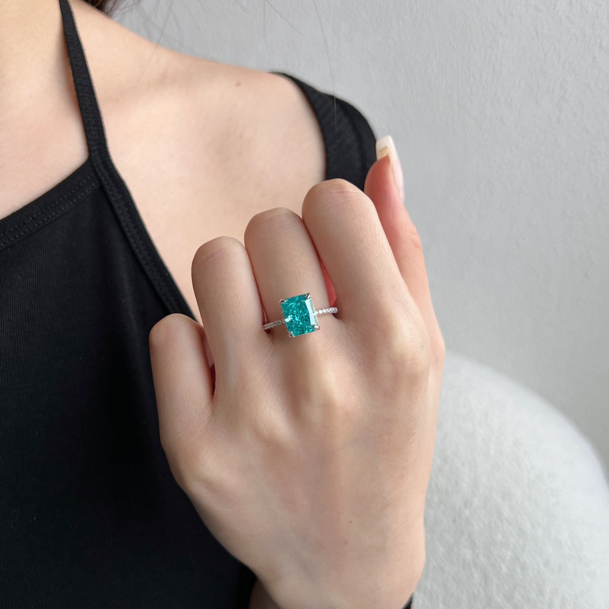 [GALE]4.0 Carat Luxurious Engagement Ring