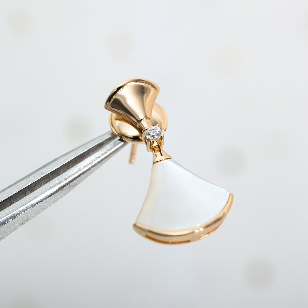 [GALE]DREAM MOP PINK GOLD EARRINGS