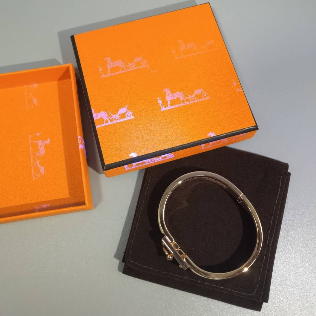 [GALE]H RED BRACELET
