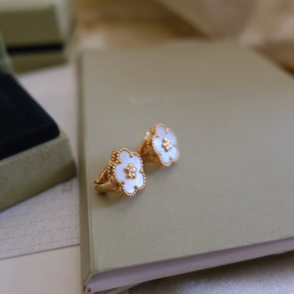 [GALE]LUCKY PINK GOLD WHITE MOP EARRINGS