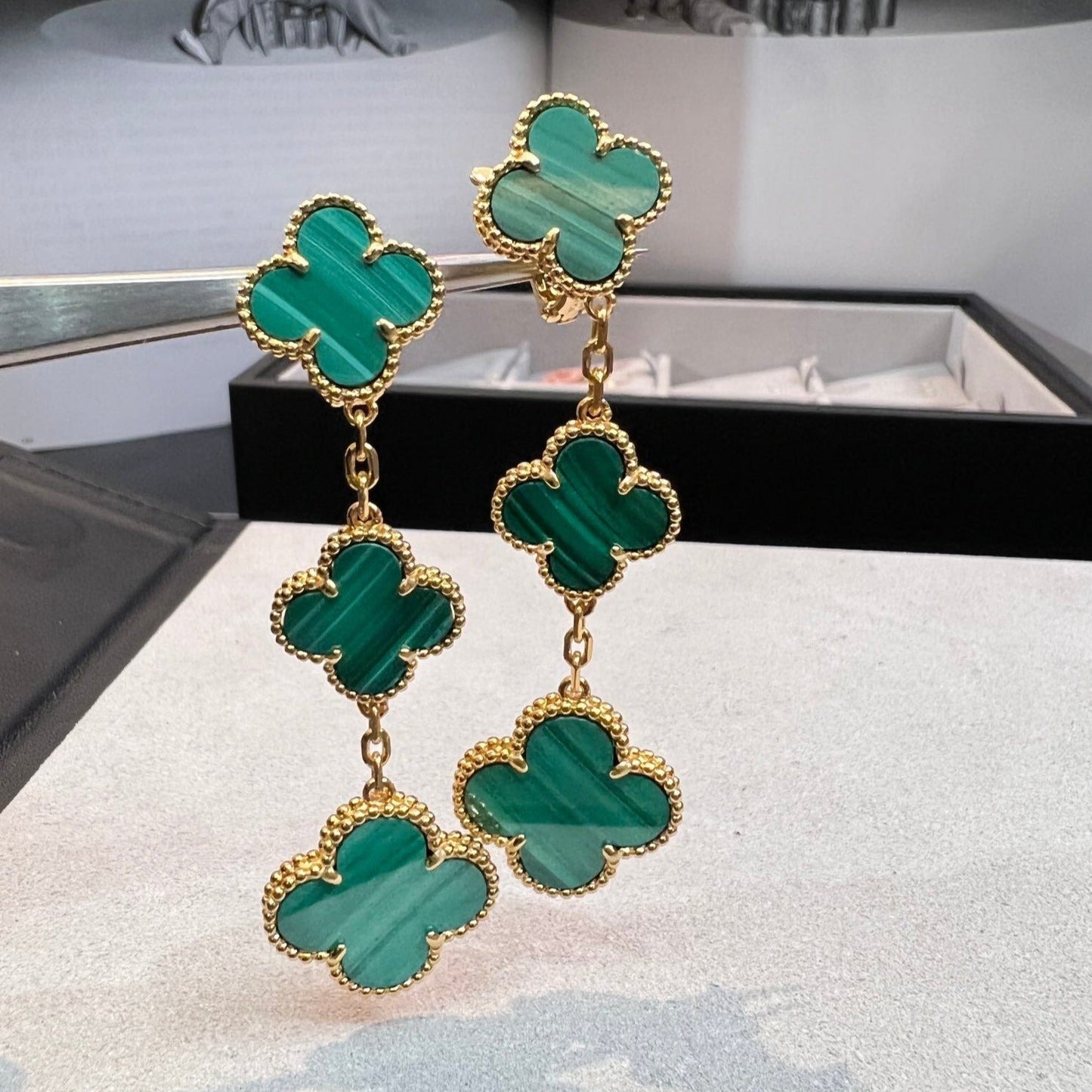 [GALE]CLOVER MALACHITE 3 MOTIFS GOLD