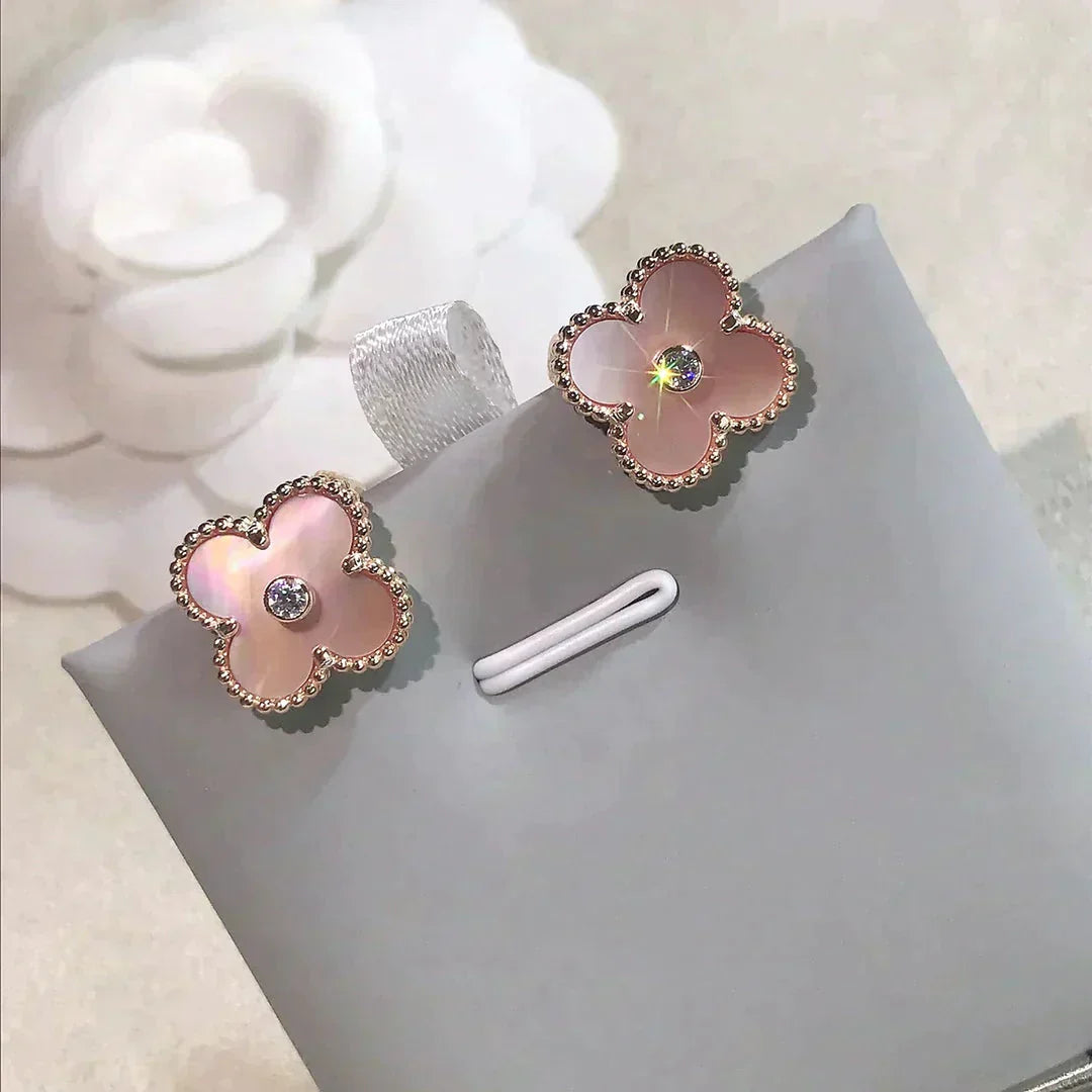 [GALE]CLOVER MEDIUM 1 MOTIFS  PINK MOP DIAMOND EARRINGS