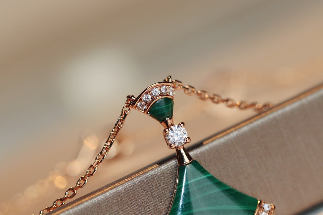 [GALE]DREAM NECKLACE MALACHITE DIAMOND
