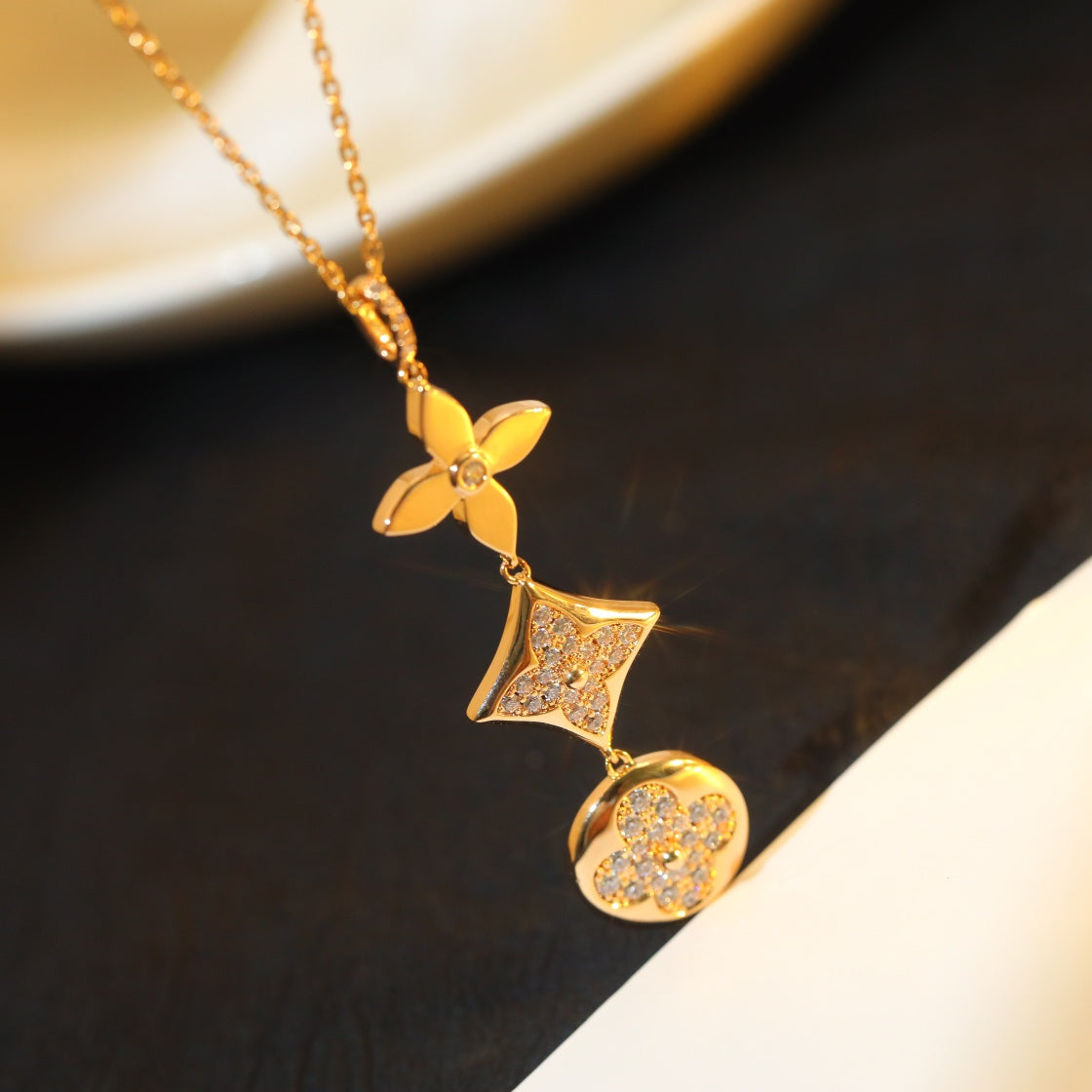 [GALE]STAR AND SUN DIAMOND PINK GOLD NECKLACE