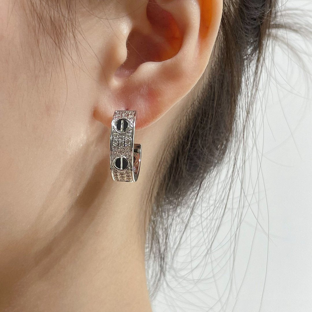 [GALE]LOVE CERAMIC DIAMOND PAVED SILVER EARRINGS