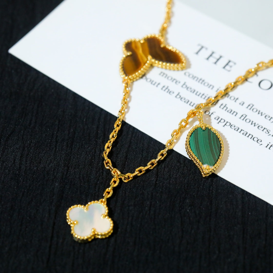 [GALE]LUCKY SPRING 5 MOTIF GOLD BRACELET
