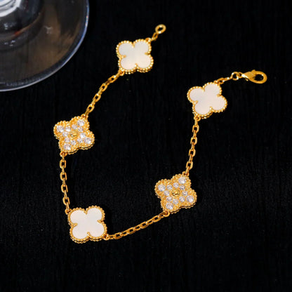[GALE]CLOVER WHITE PEARL MOP 5 MOTIF BRACELET COLLECTION