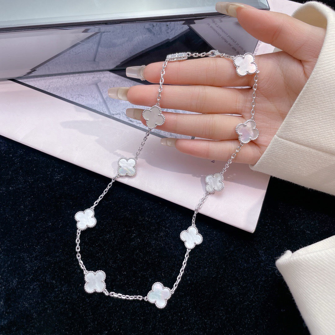 [GALE]CLOVER 10 MOTIFS WHITE MOTHER OF PEARL NECKLACE