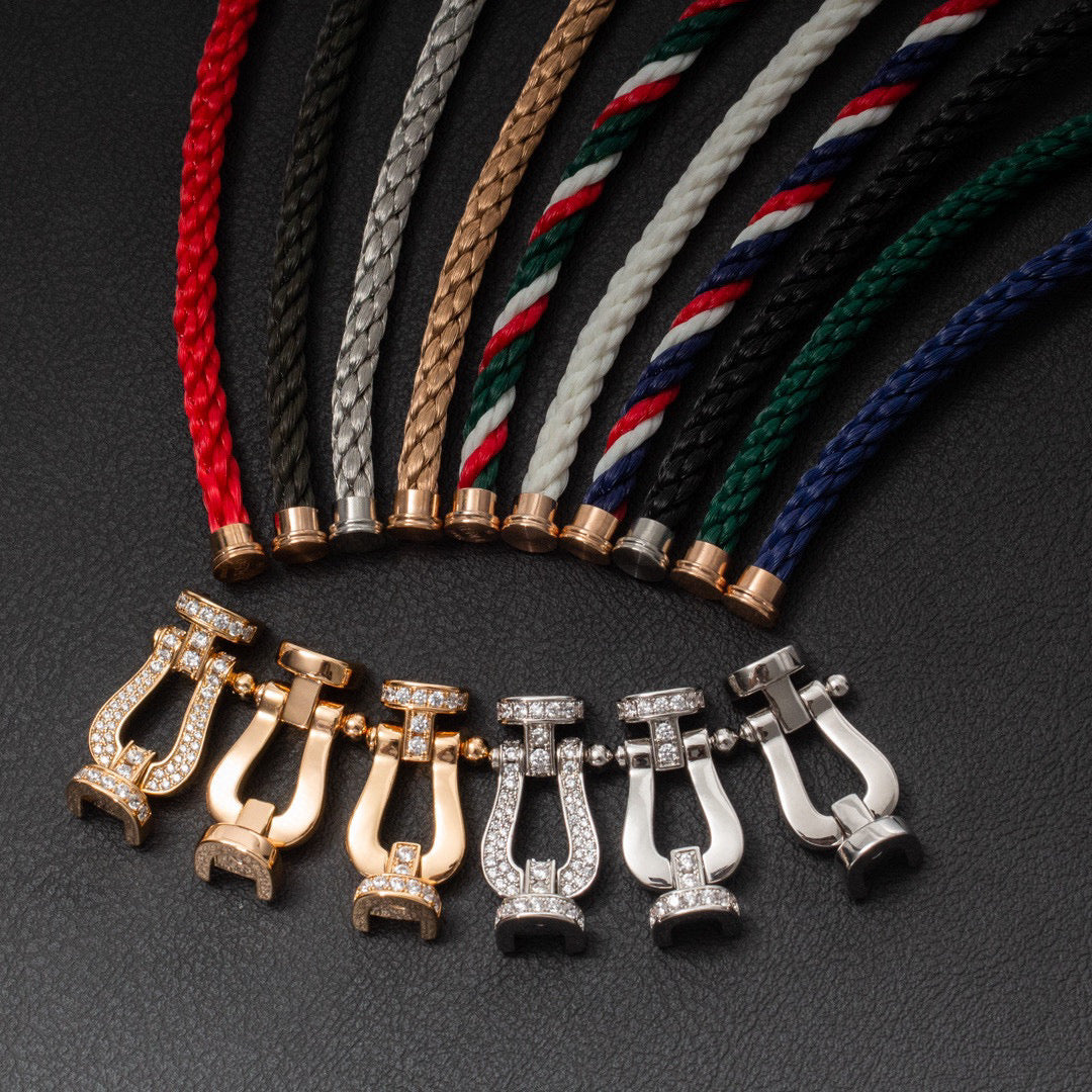 [GALE]FORCE LARGE HORSESHOE FULL DIAMOND BRACELET GOLD
