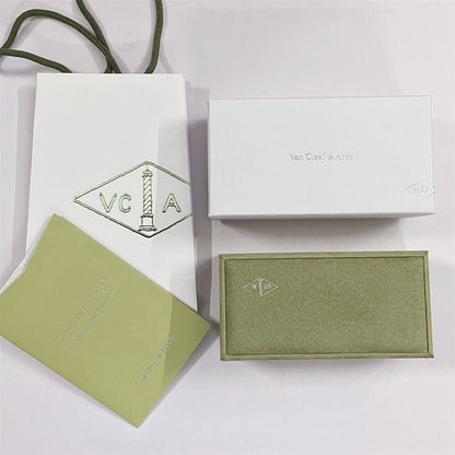[GALE]VA CLOVER BRACELET NECKLACE RING BOX GIFT BAG
