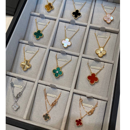 [GALE]CLOVER 15MM CARNELIAN SINGLE FLOWER NECKLACE