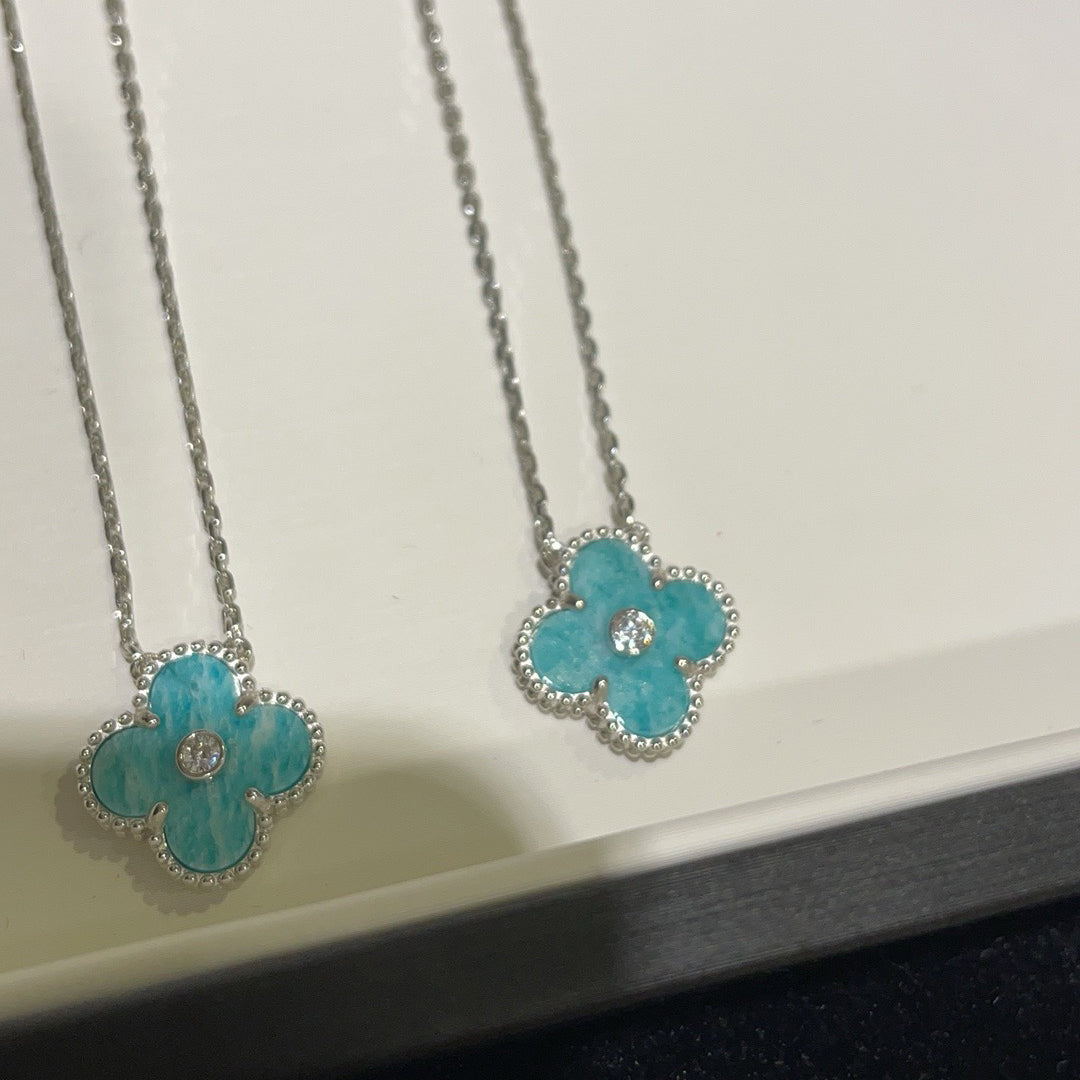 [GALE]CLOVER 15MM DIAMOND SVRES PORCELAIN  NECKLACE SILVER