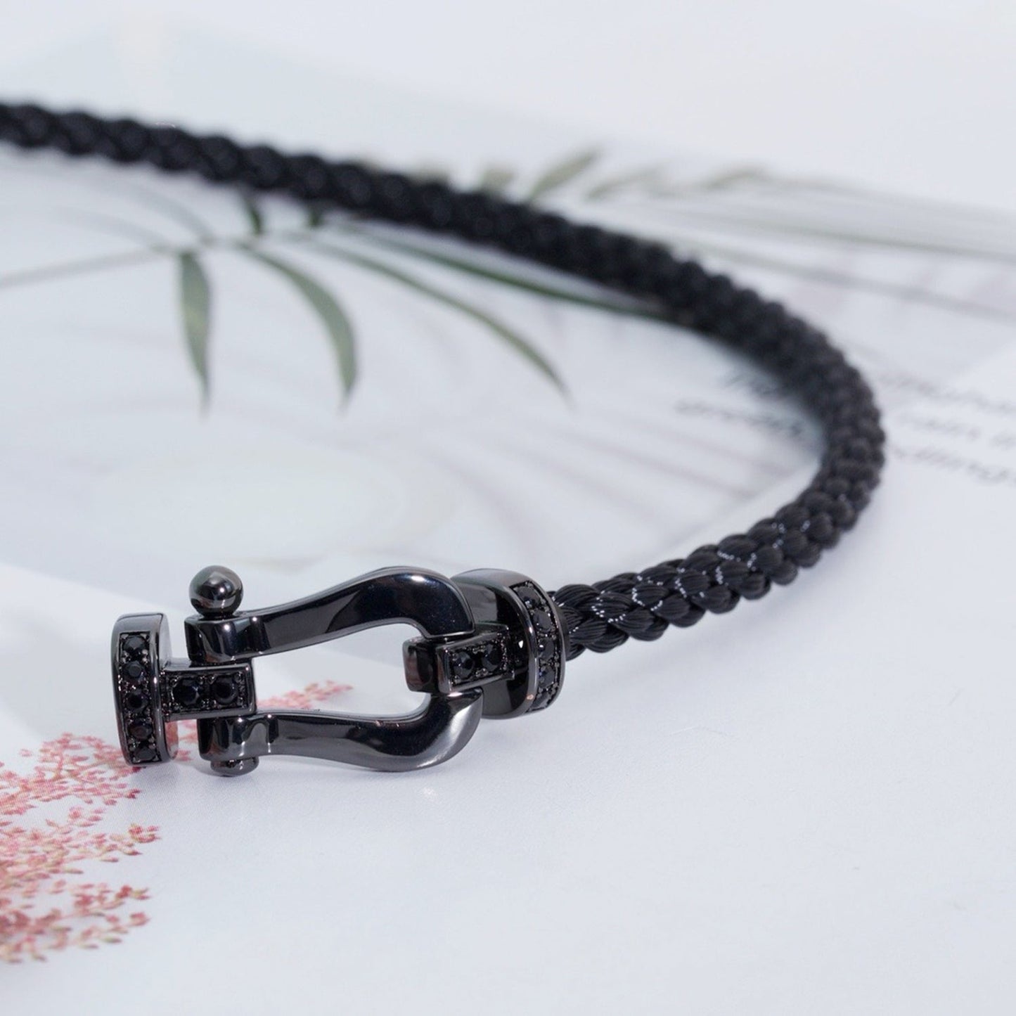 [GALE]FORCE LARGE SERIES HORSESHOE BLACK SAMURAI BRACELET