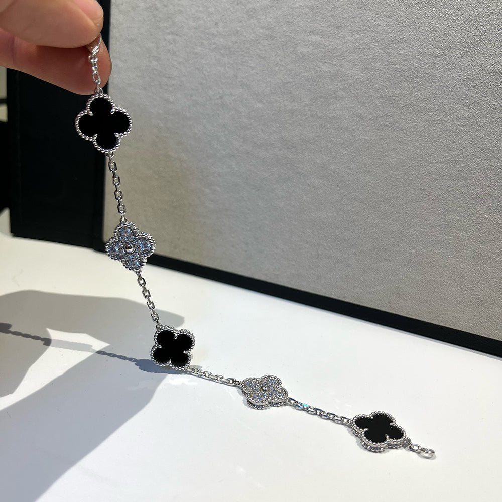 [GALE] CLOVER 5 MOTIF ONYXS BRACELET COLLECTION
