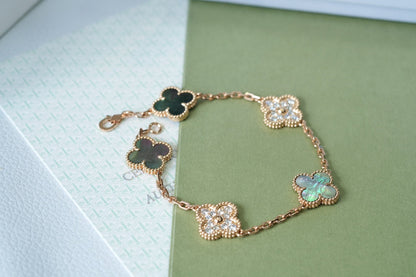 [GALE] CLOVER 5 MOTIF GRAY MOP BRACELET COLLECTION
