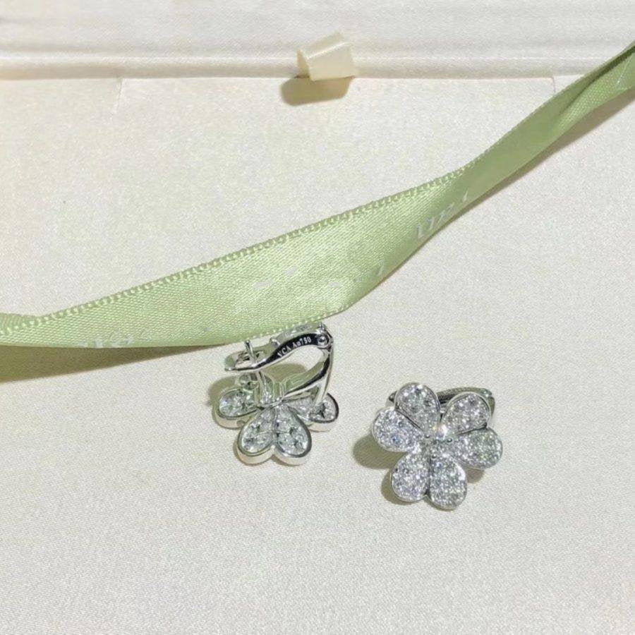 [GALE]FRIVOLE SILVER FLOWER DIAMOND EARRINGS