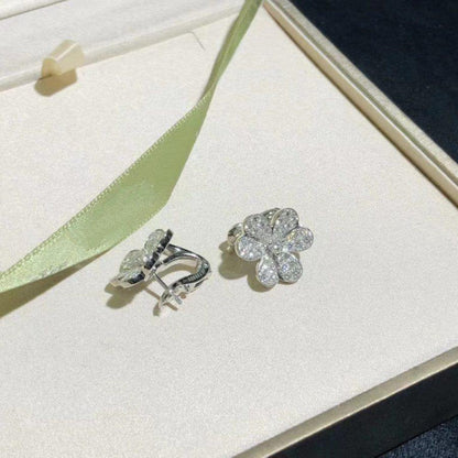 [GALE]FRIVOLE SILVER FLOWER DIAMOND EARRINGS